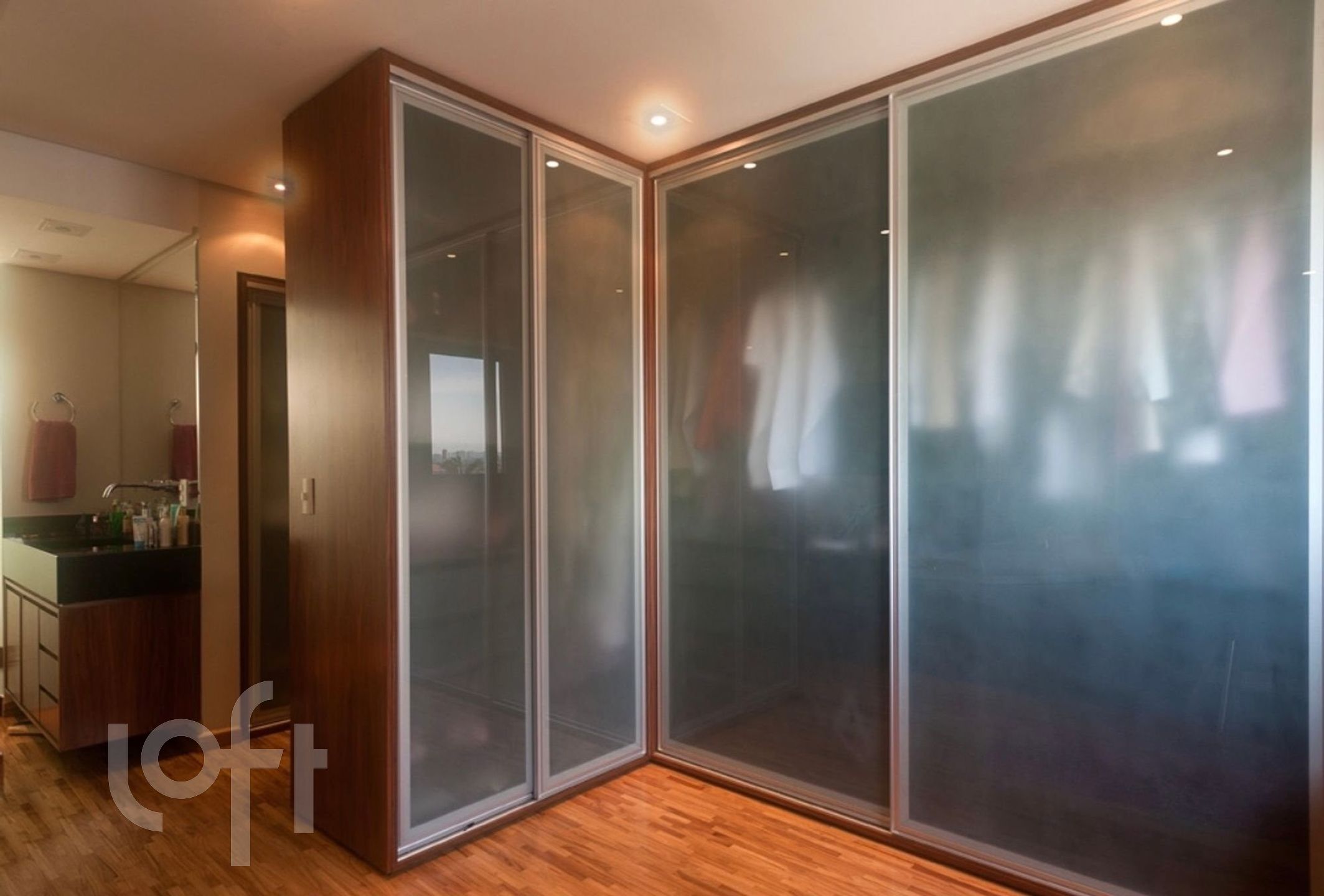 Apartamento à venda com 1 quarto, 110m² - Foto 2