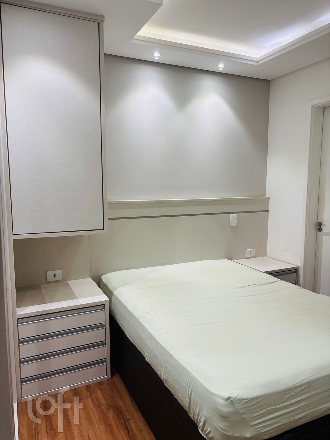 Apartamento à venda com 2 quartos, 69m² - Foto 10