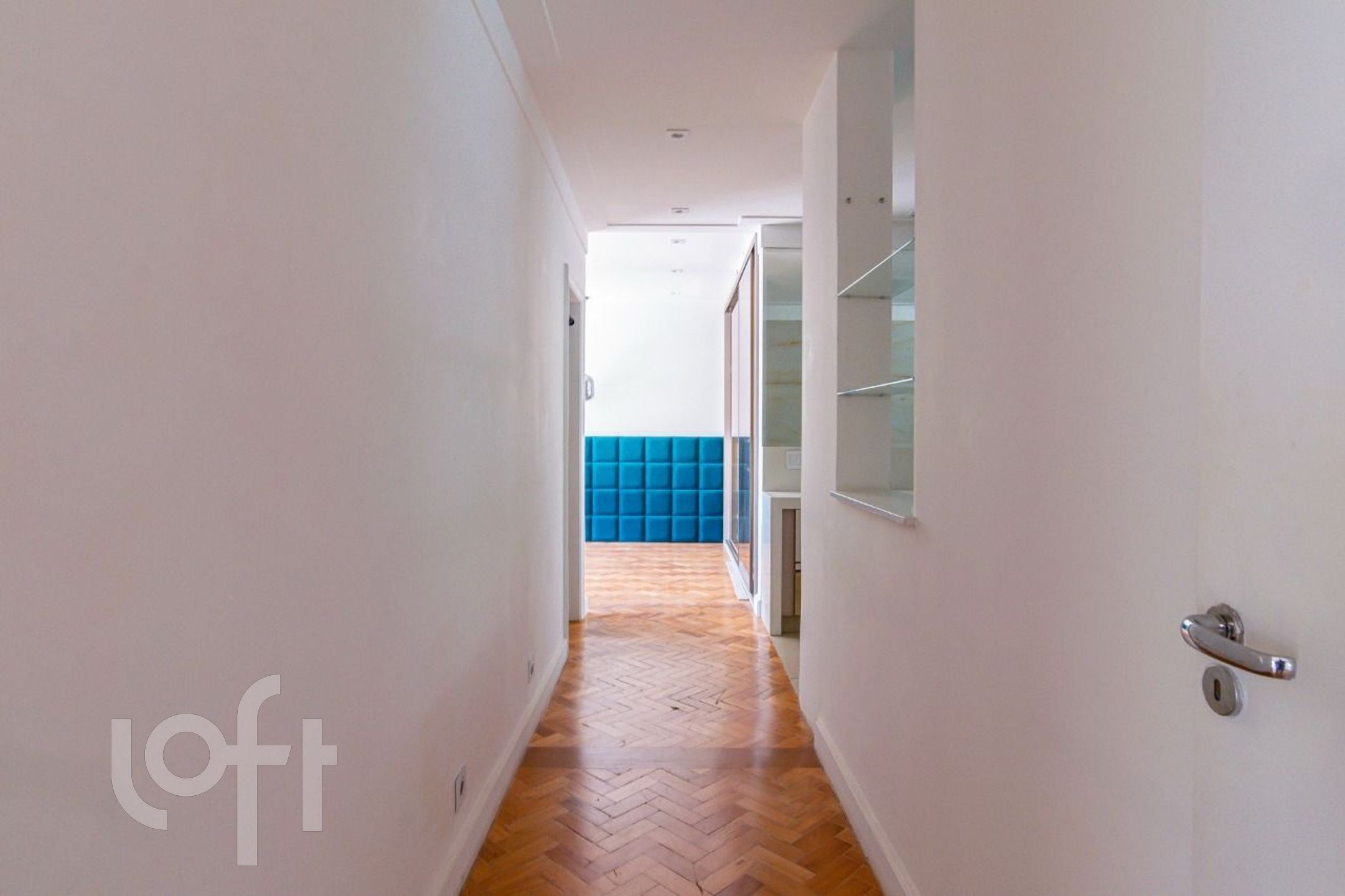 Apartamento à venda com 3 quartos, 260m² - Foto 18