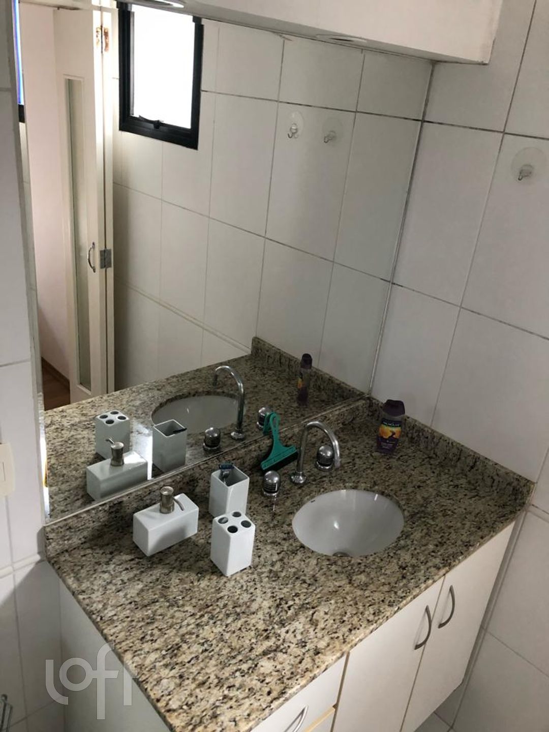 Apartamento à venda com 1 quarto, 41m² - Foto 18