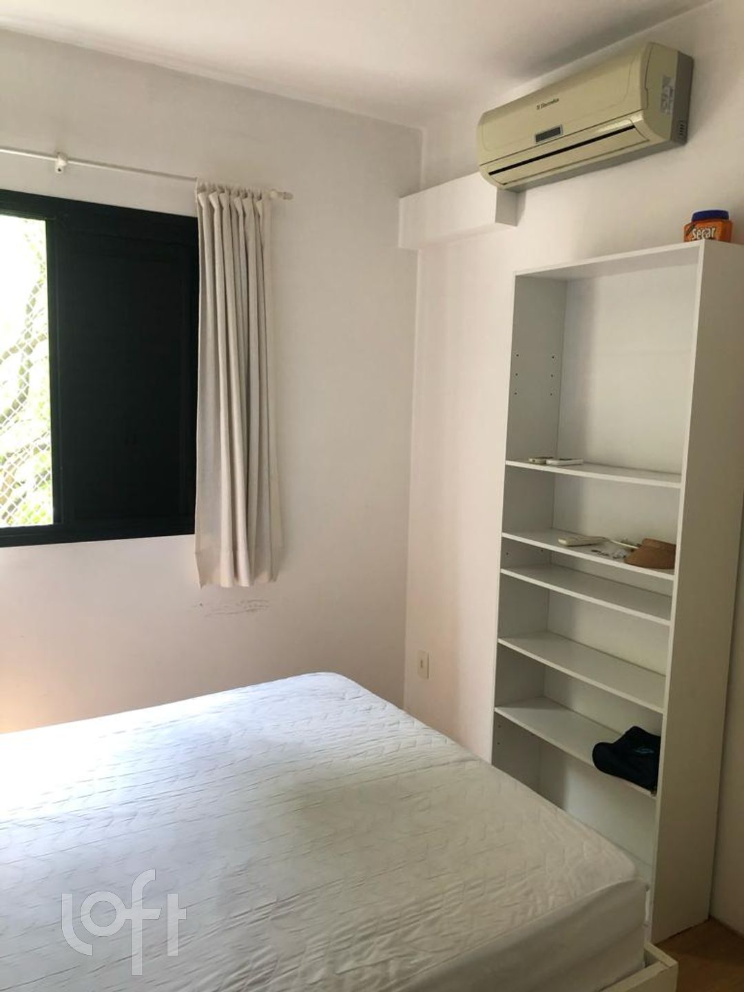 Apartamento à venda com 1 quarto, 41m² - Foto 15