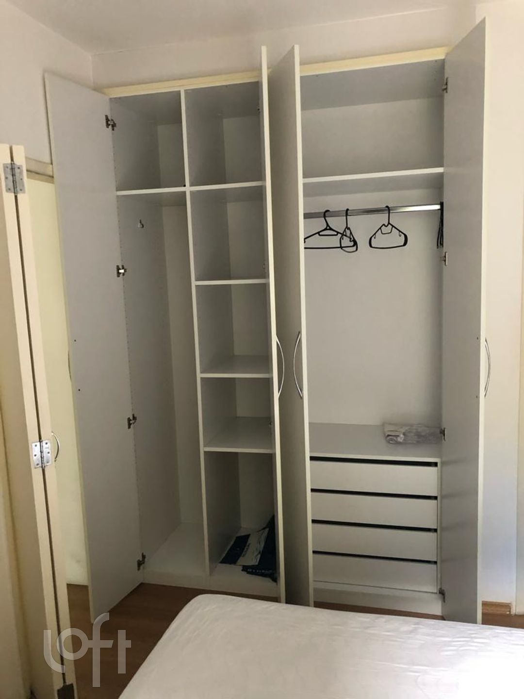 Apartamento à venda com 1 quarto, 41m² - Foto 16