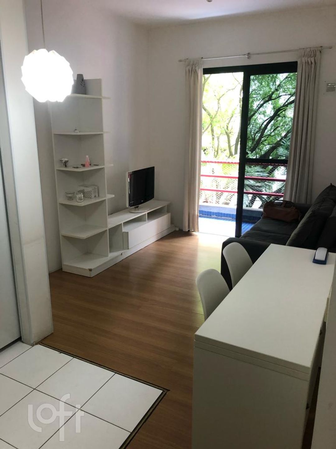 Apartamento à venda com 1 quarto, 41m² - Foto 1