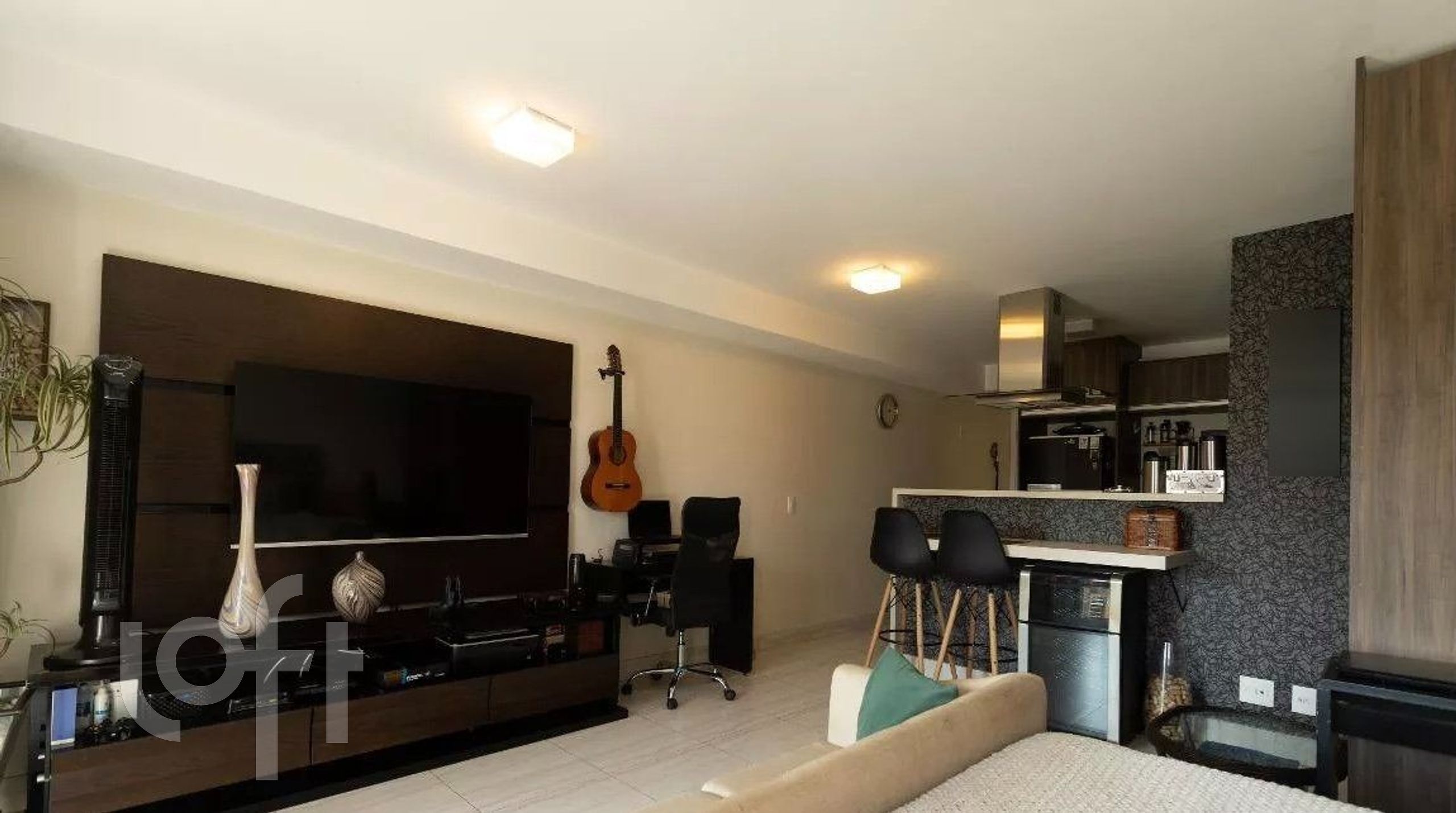 Apartamento à venda com 1 quarto, 50m² - Foto 2