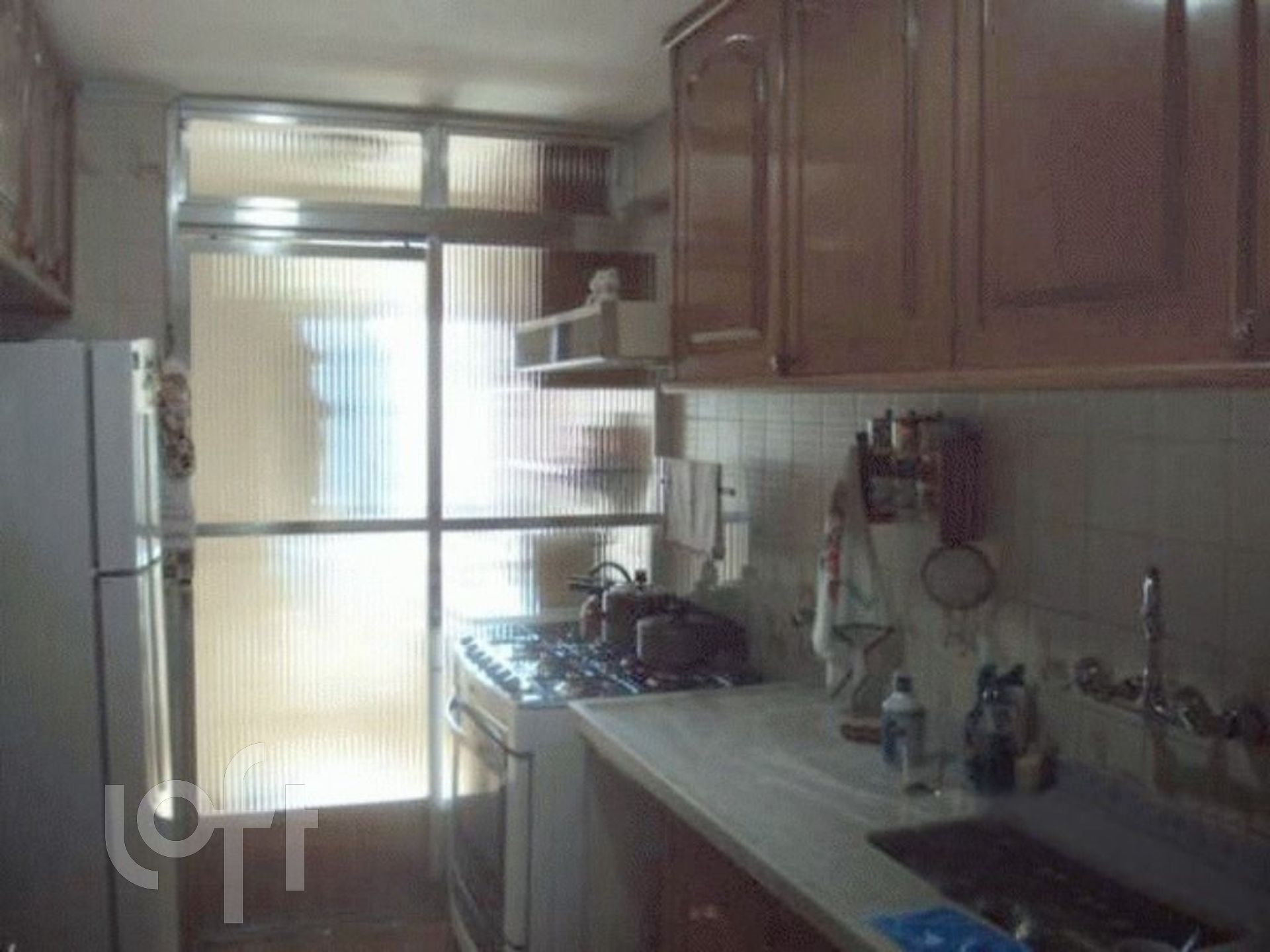 Apartamento à venda com 3 quartos, 87m² - Foto 2