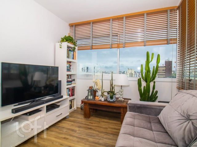 Apartamento com 50m², 1 dormitório, 1 suíte, 1 vaga, Petrópolis em Porto Alegre