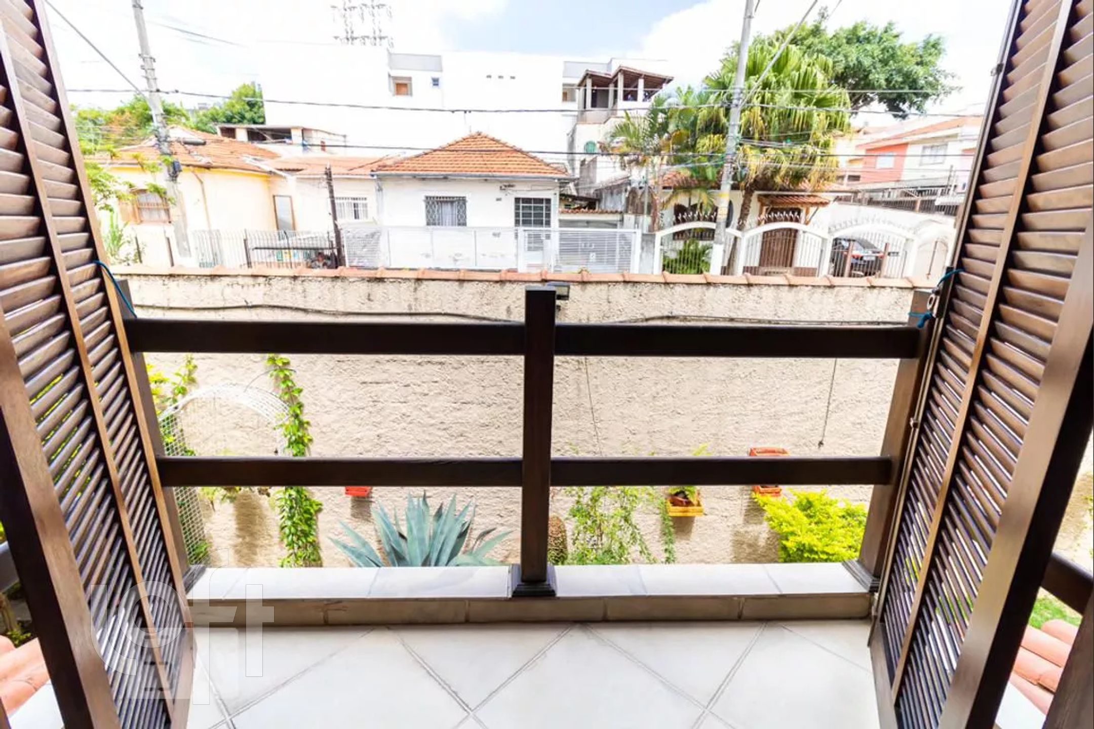 Casa de Condomínio à venda com 3 quartos, 131m² - Foto 2