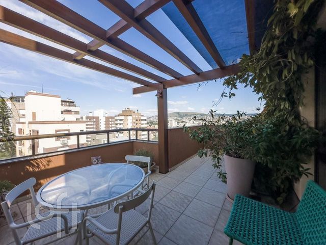 Apartamento com 158m², 3 dormitórios, 1 suíte, Petrópolis em Porto Alegre