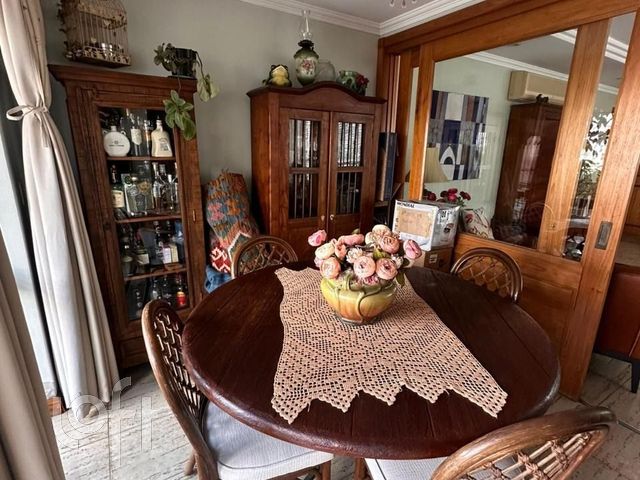 Apartamento com 158m², 3 dormitórios, 1 suíte, Petrópolis em Porto Alegre