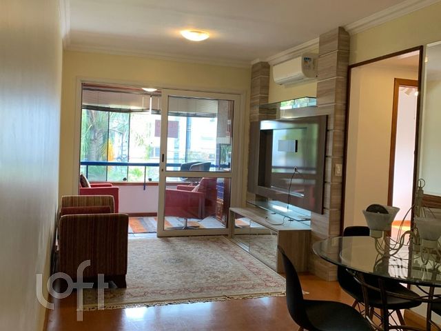 Apartamento com 70m², 2 dormitórios, 1 vaga, Vila Ipiranga em Porto Alegre