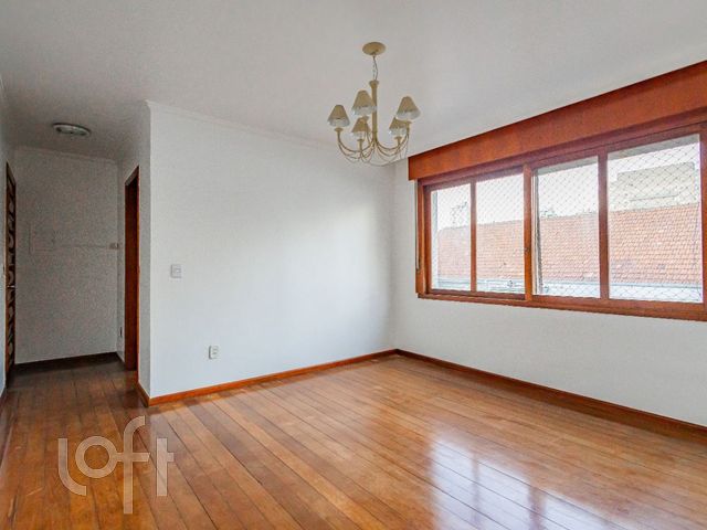 Apartamento com 74m², 2 dormitórios, 1 vaga, Auxiliadora em Porto Alegre