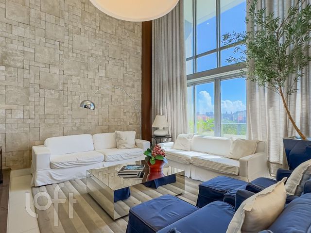 Apartamento com 233m², 4 dormitórios, 4 suítes, 4 vagas, Jardim Europa em Porto Alegre