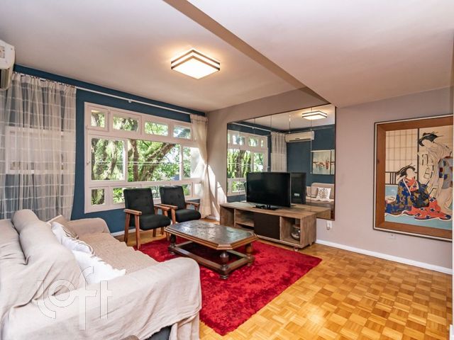 Apartamento com 125m², 3 dormitórios, 1 suíte, 1 vaga, Independência em Porto Alegre