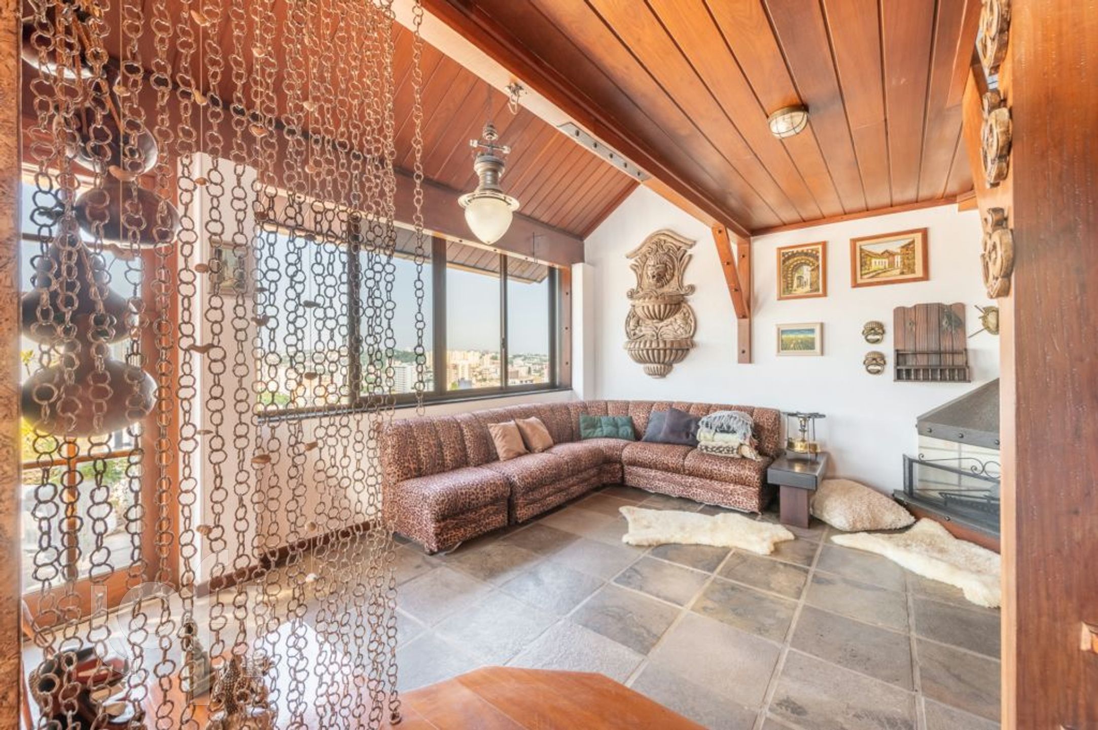 Apartamento com 171m², 3 dormitórios, 1 vaga, Petrópolis em Porto Alegre