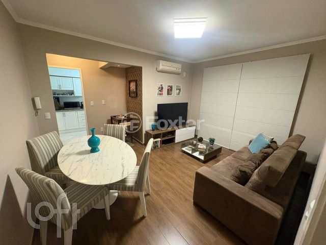 Apartamento com 63m², 2 dormitórios, 1 vaga, Auxiliadora em Porto Alegre