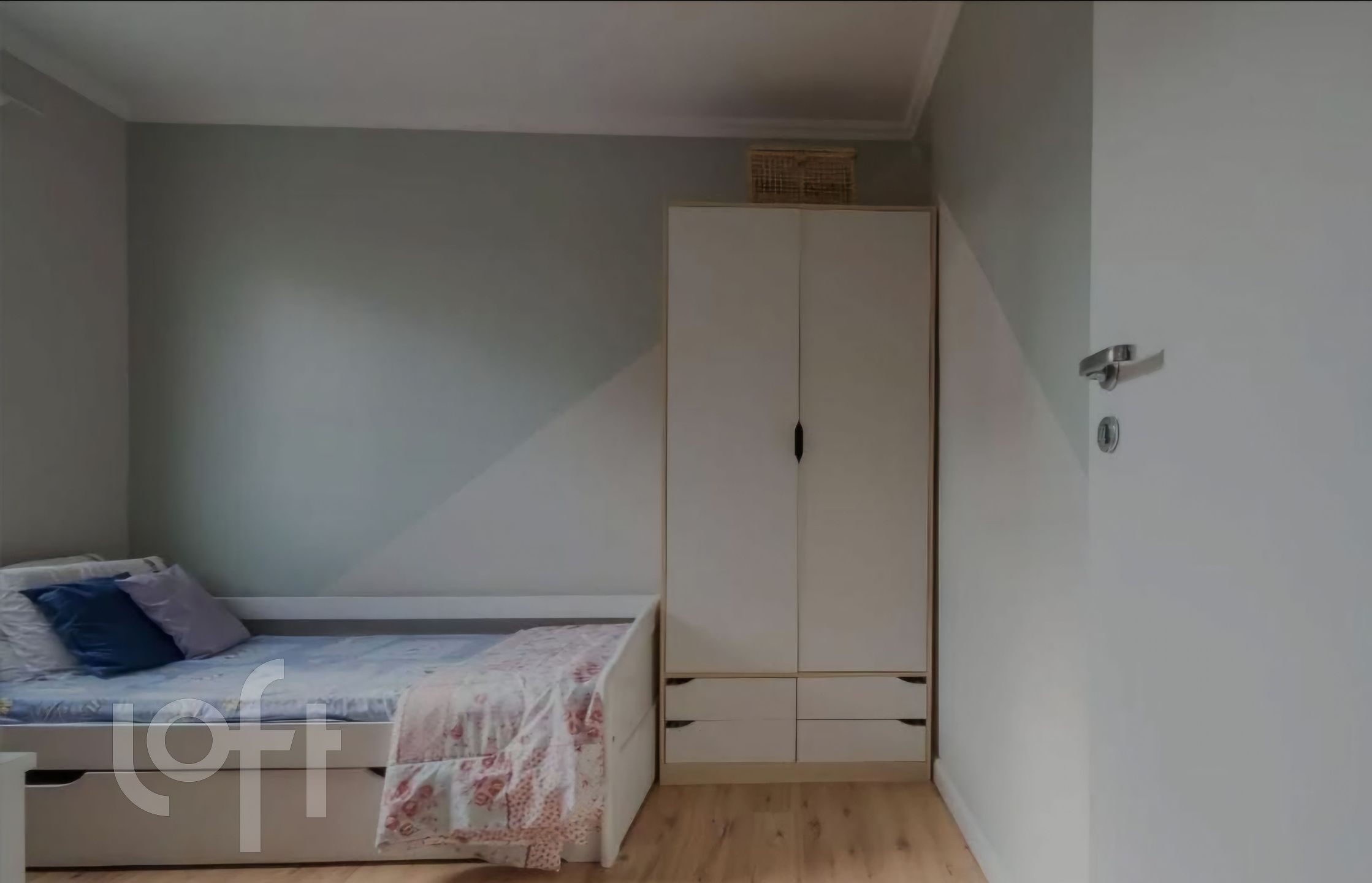 Apartamento à venda com 2 quartos, 75m² - Foto 13