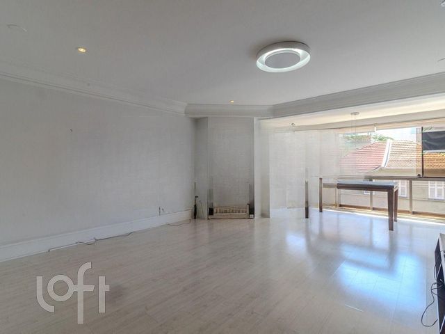 Apartamento com 125m², 3 dormitórios, 1 suíte, 1 vaga, Moinhos de Vento em Porto Alegre