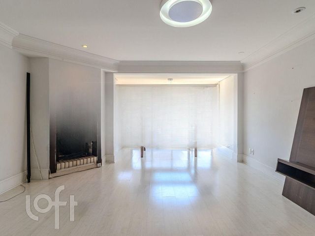 Apartamento com 125m², 3 dormitórios, 1 suíte, 1 vaga, Moinhos de Vento em Porto Alegre