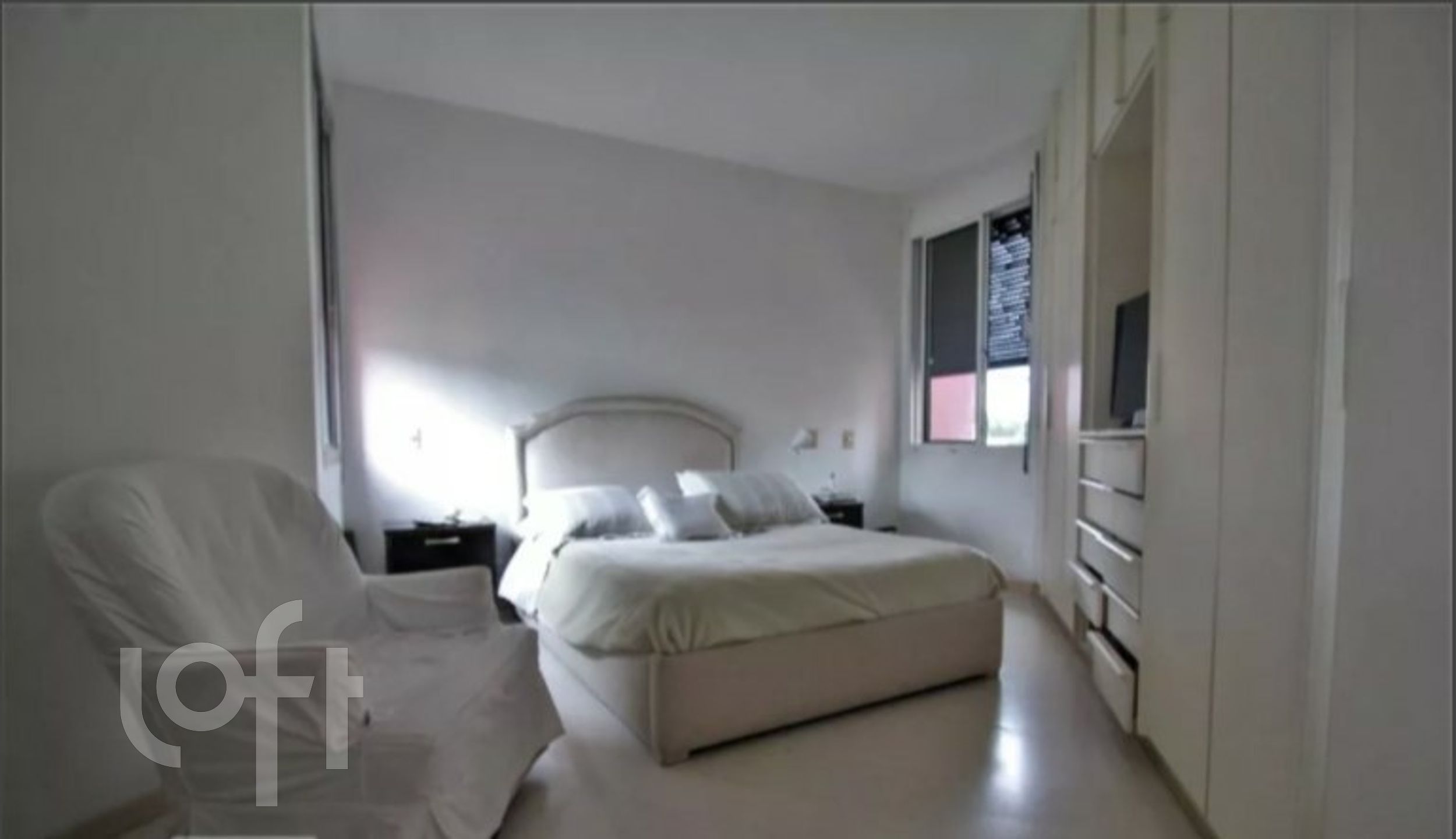 Apartamento à venda com 3 quartos, 260m² - Foto 5