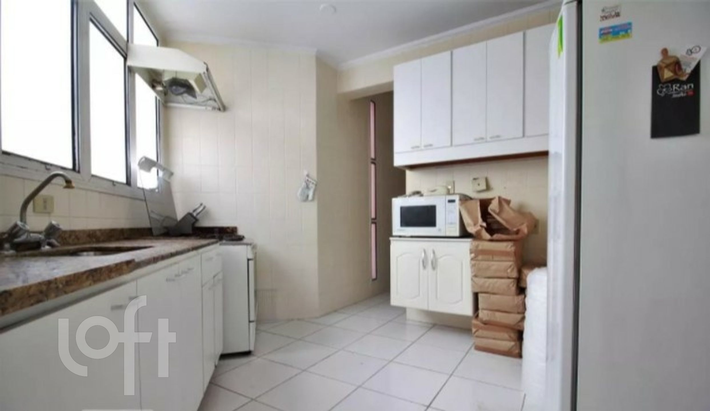 Apartamento à venda com 3 quartos, 260m² - Foto 9