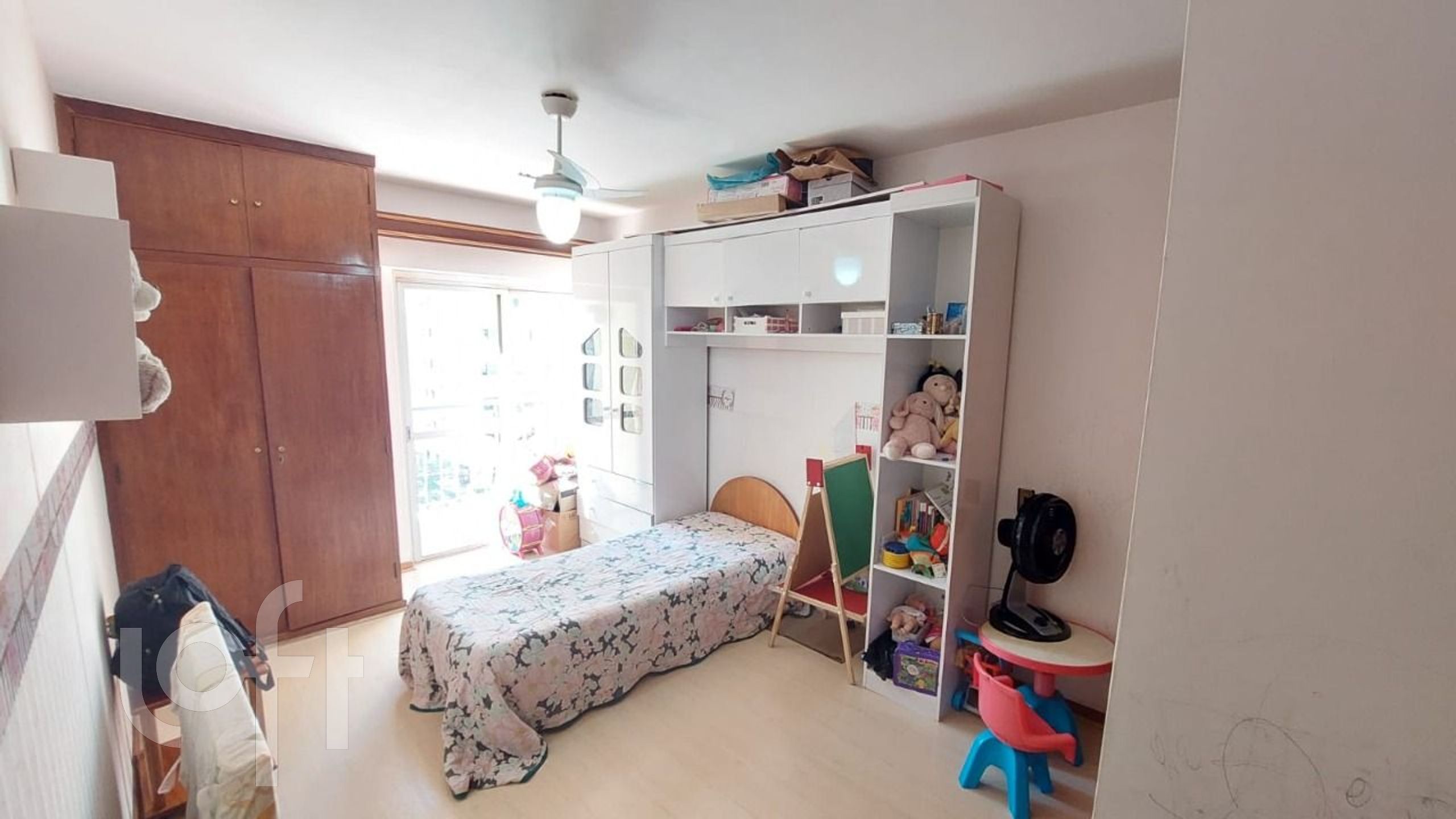 Apartamento à venda com 4 quartos, 158m² - Foto 9