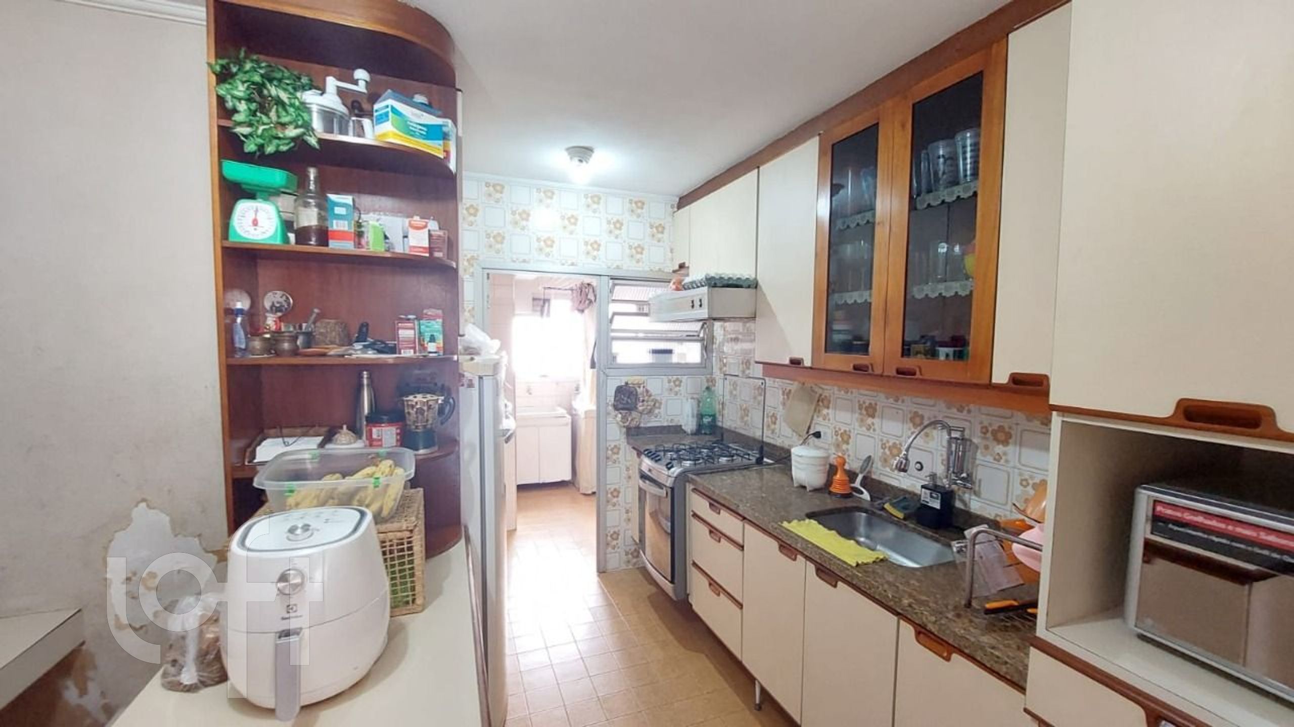 Apartamento à venda com 4 quartos, 158m² - Foto 13