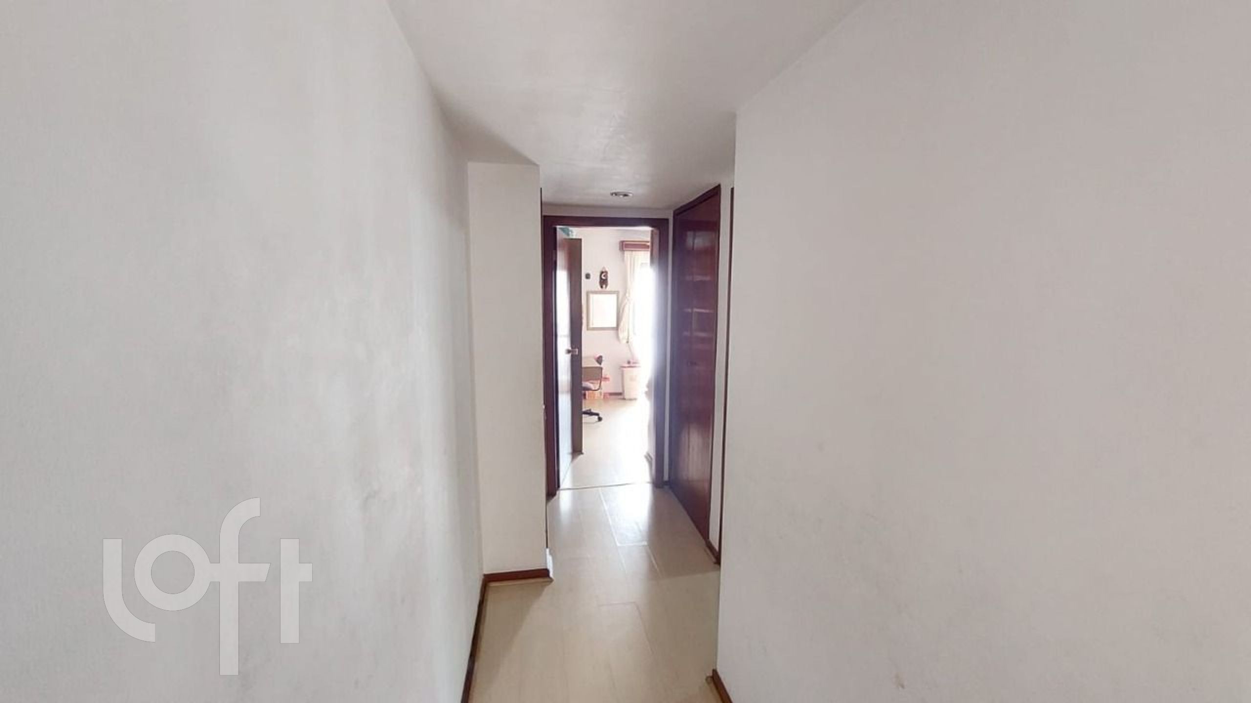 Apartamento à venda com 4 quartos, 158m² - Foto 15