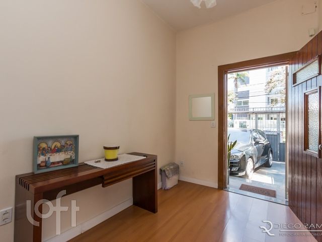 Apartamento com 105m², 3 dormitórios, 1 suíte, 1 vaga, São João em Porto Alegre