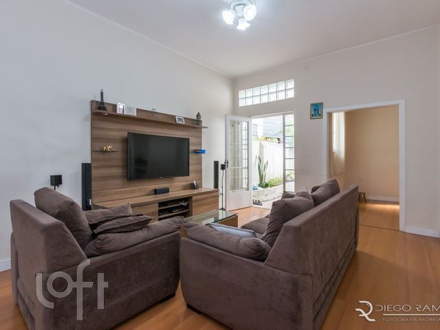 Apartamento com 105m², 3 dormitórios, 1 suíte, 1 vaga, São João em Porto Alegre