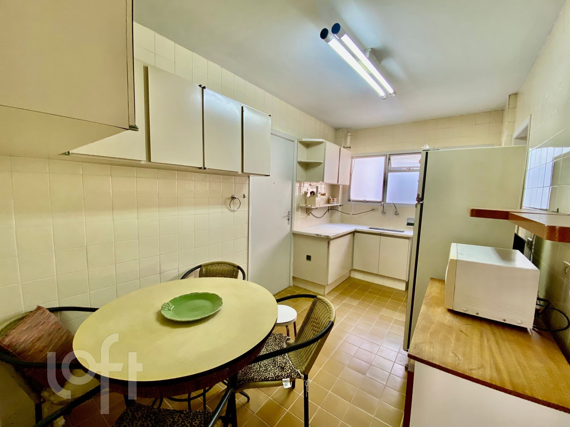 Apartamento à venda com 2 quartos, 84m² - Foto 13