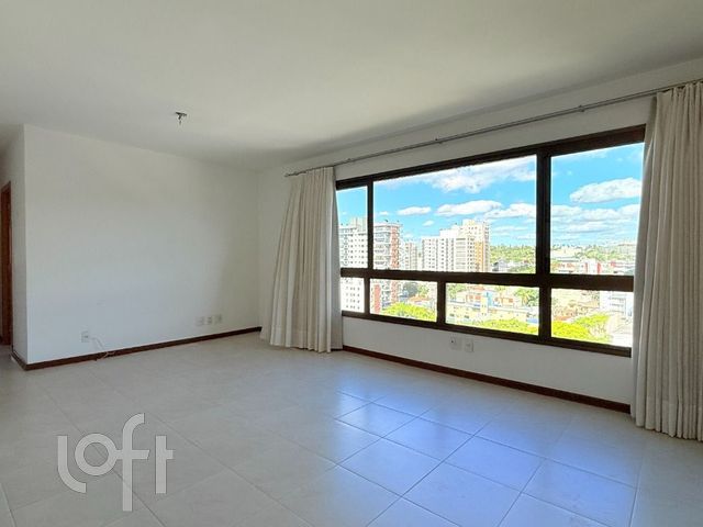 Apartamento com 86m², 3 dormitórios, 1 suíte, 2 vagas, Menino Deus em Porto Alegre