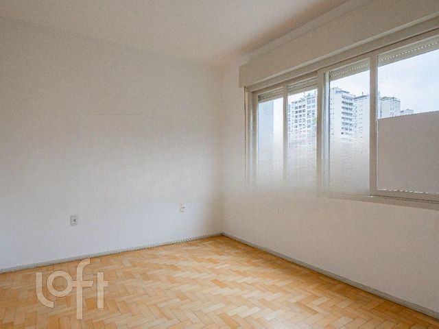 Apartamento com 101m², 3 dormitórios, 1 suíte, 1 vaga, Moinhos de Vento em Porto Alegre