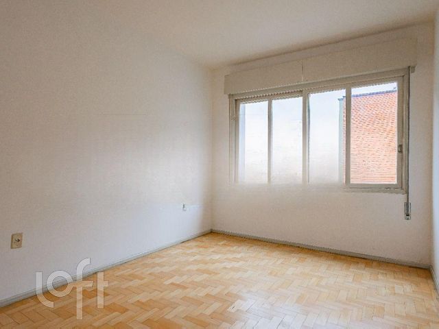 Apartamento com 101m², 3 dormitórios, 1 suíte, 1 vaga, Moinhos de Vento em Porto Alegre