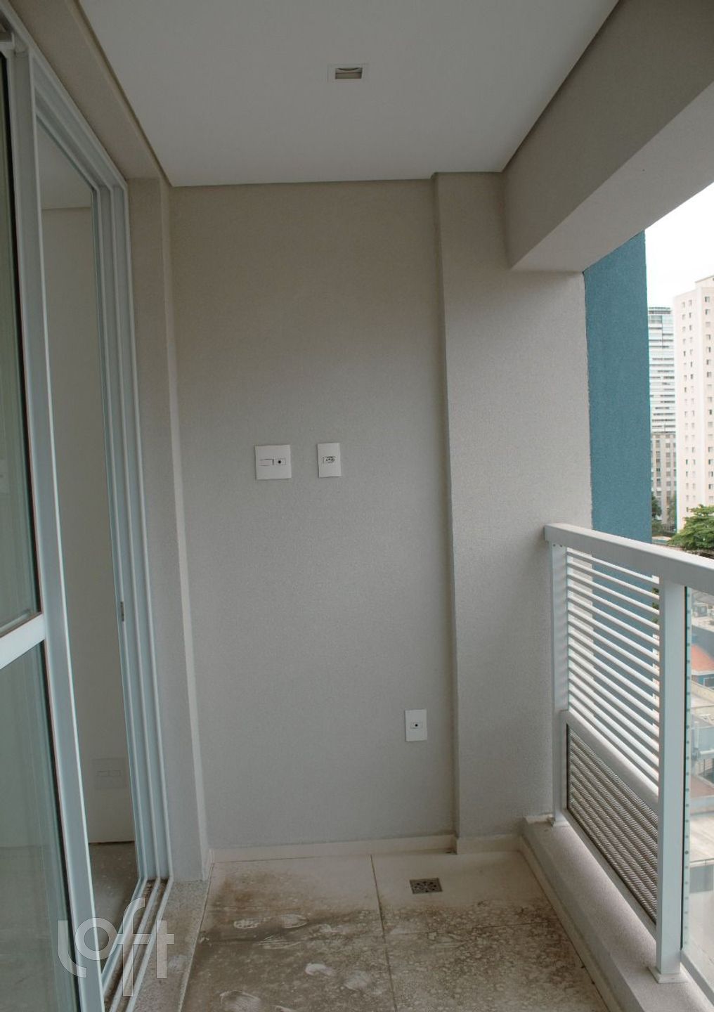 Apartamento à venda com 1 quarto, 28m² - Foto 4