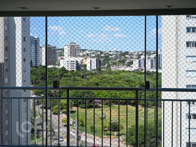 Apartamento com 102m², 3 dormitórios, 1 suíte, 2 vagas, Jardim Europa em Porto Alegre