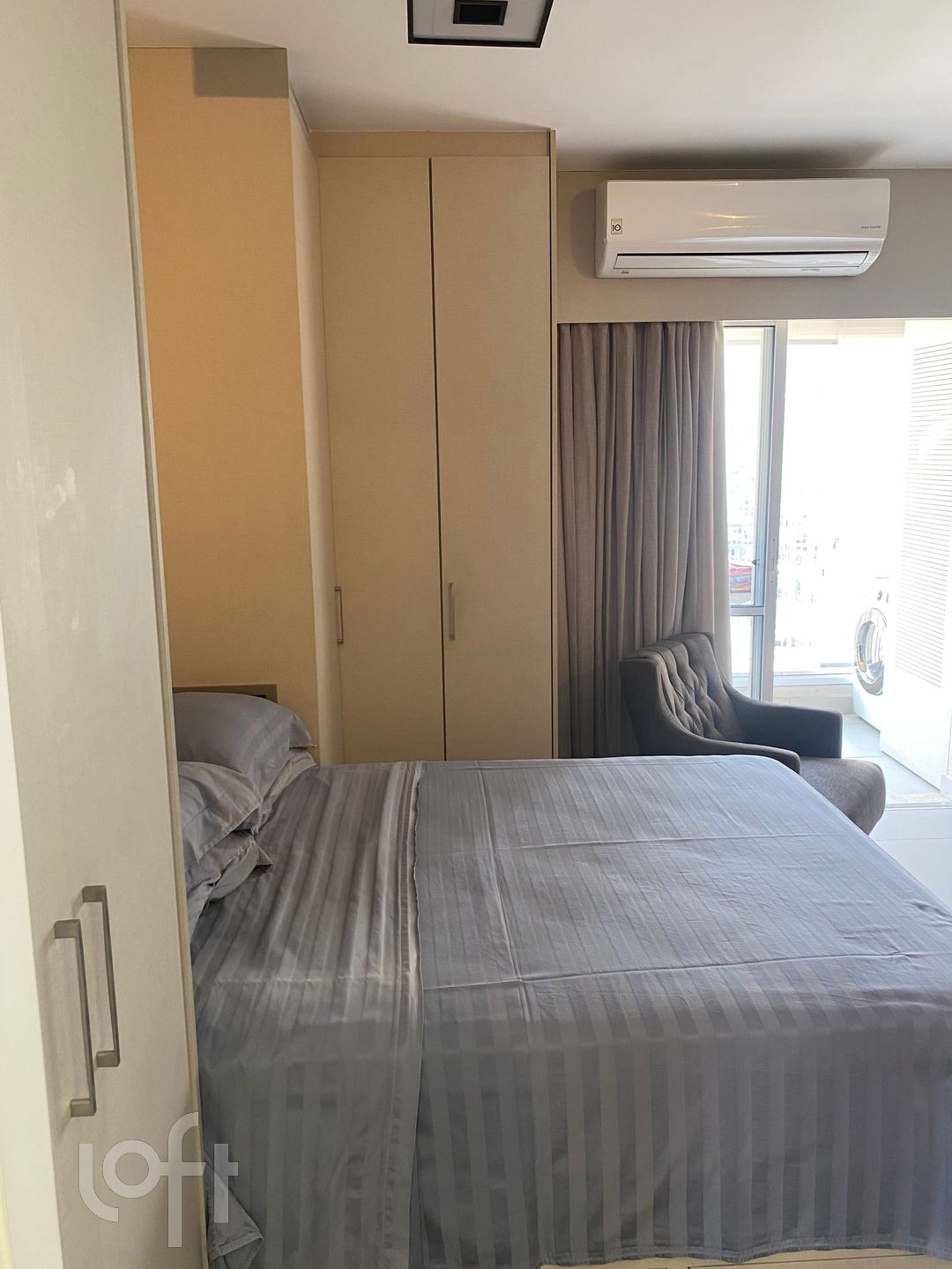 Apartamento à venda com 1 quarto, 45m² - Foto 14