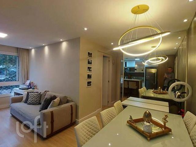 Apartamento com 64m², 2 dormitórios, 1 suíte, 2 vagas, Jardim Botânico em Porto Alegre