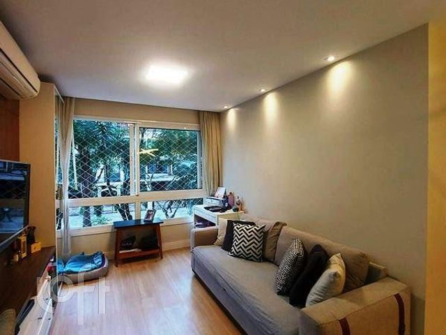 Apartamento com 64m², 2 dormitórios, 1 suíte, 2 vagas, Jardim Botânico em Porto Alegre