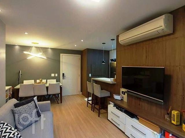Apartamento com 64m², 2 dormitórios, 1 suíte, 2 vagas, Jardim Botânico em Porto Alegre