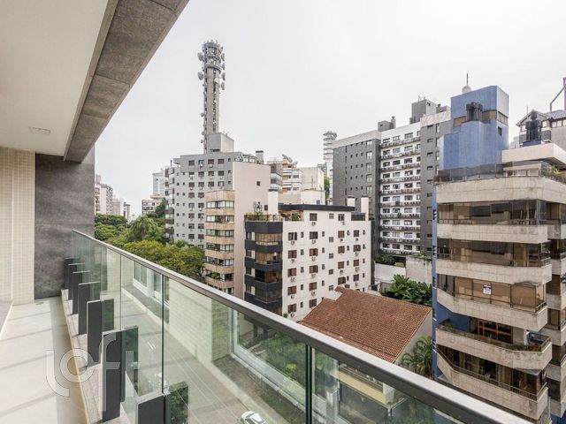 Apartamento com 217m², 4 dormitórios, 3 suítes, 2 vagas, Bela Vista em Porto Alegre