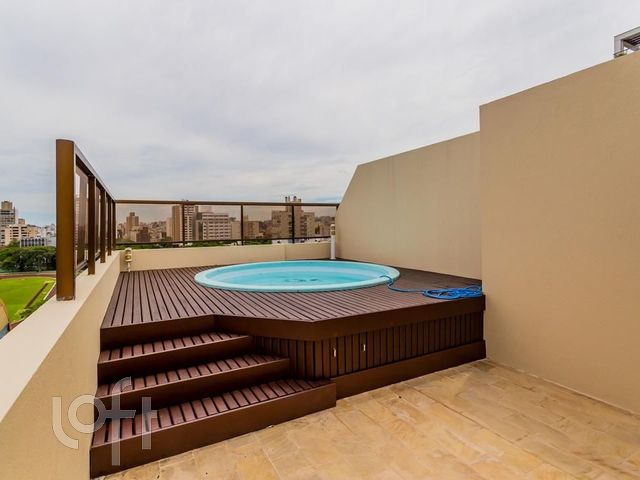 Apartamento com 177m², 2 dormitórios, 1 suíte, 2 vagas, Menino Deus em Porto Alegre