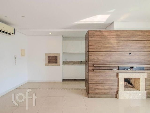 Apartamento com 57m², 1 dormitório, 1 suíte, 1 vaga, Três Figueiras em Porto Alegre