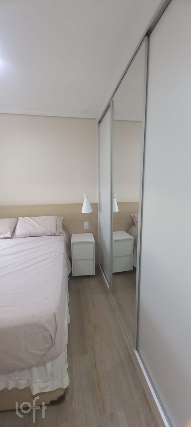 Apartamento à venda com 1 quarto, 50m² - Foto 4