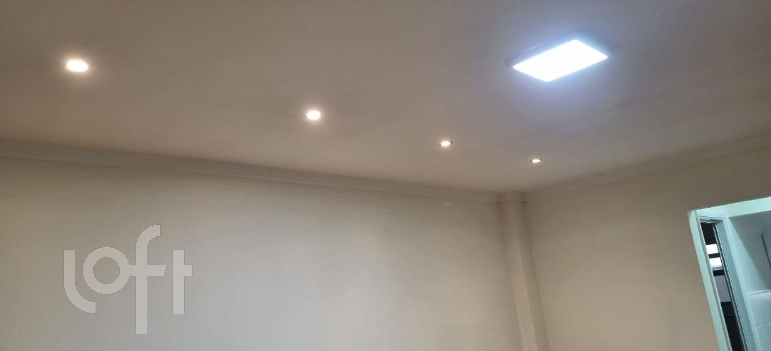 Apartamento à venda com 1 quarto, 32m² - Foto 5