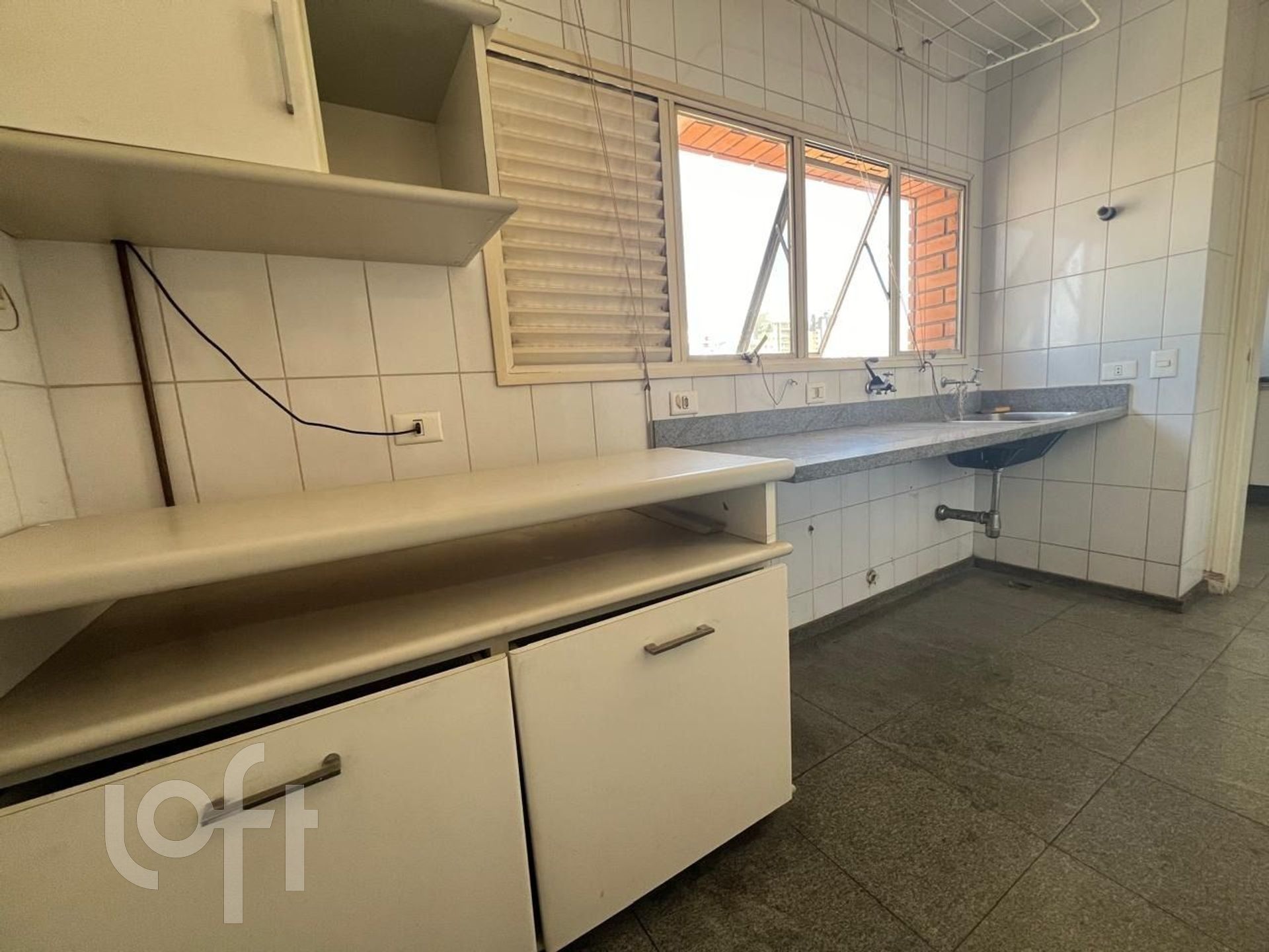 Apartamento à venda com 4 quartos, 200m² - Foto 24