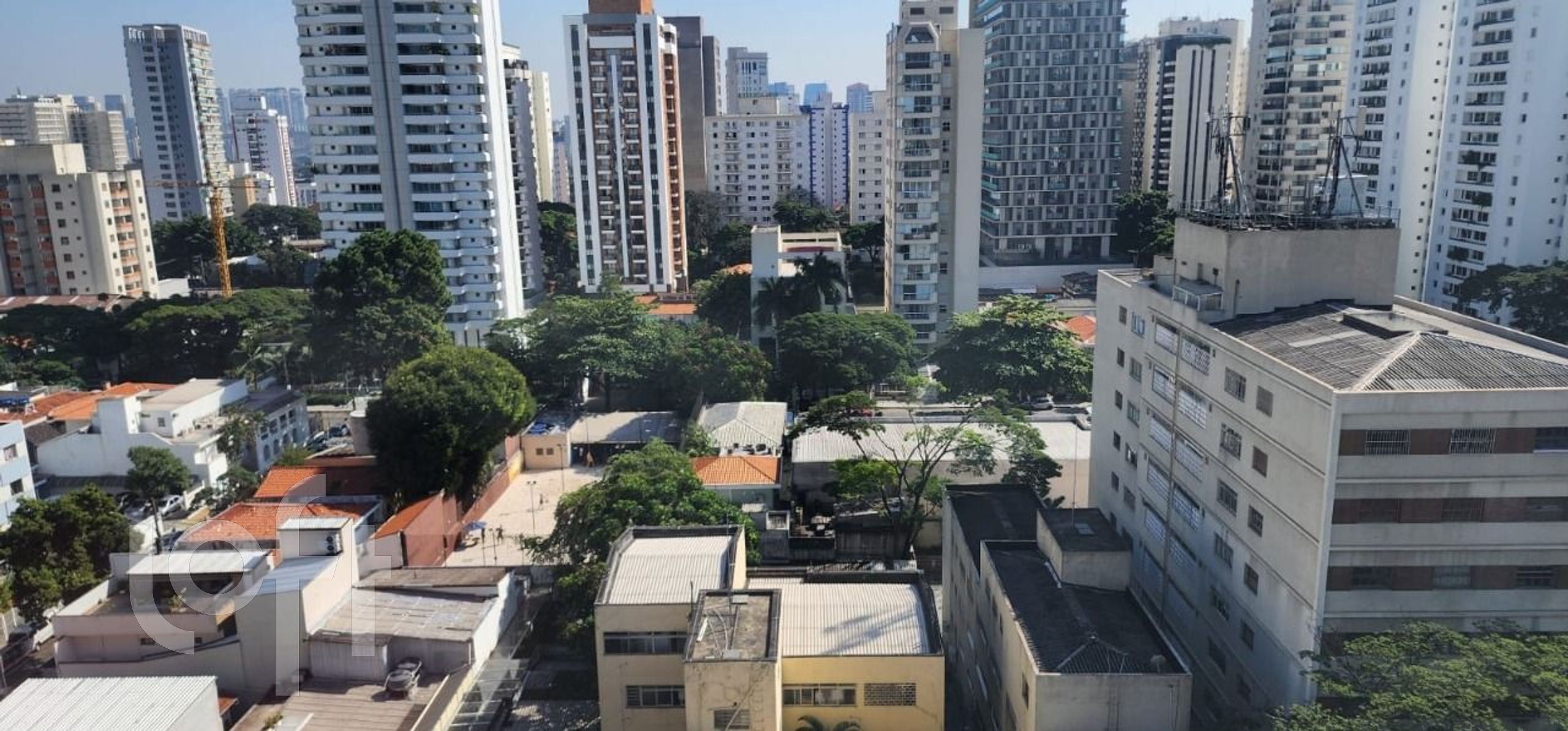 Apartamento à venda com 4 quartos, 200m² - Foto 4