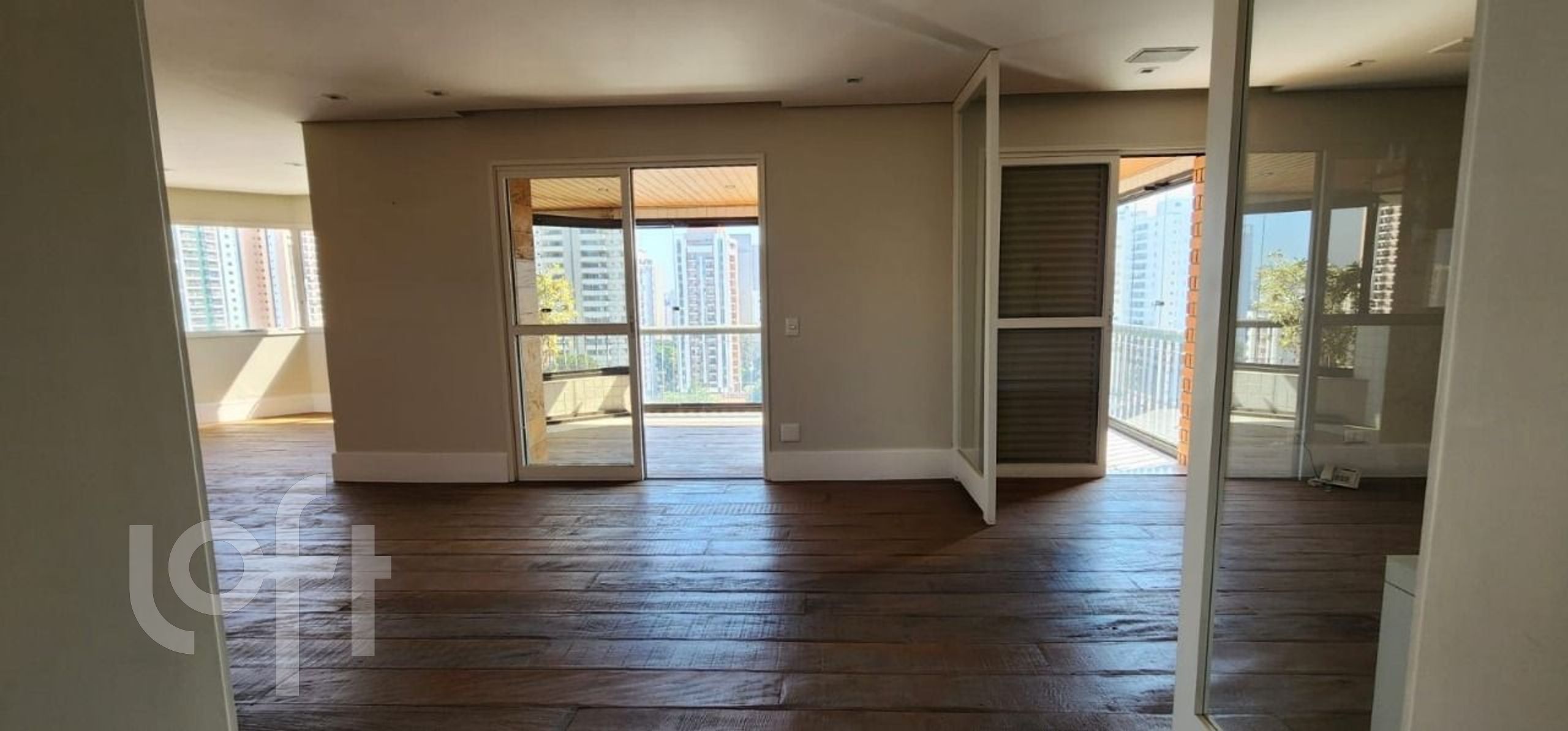 Apartamento à venda com 4 quartos, 200m² - Foto 10