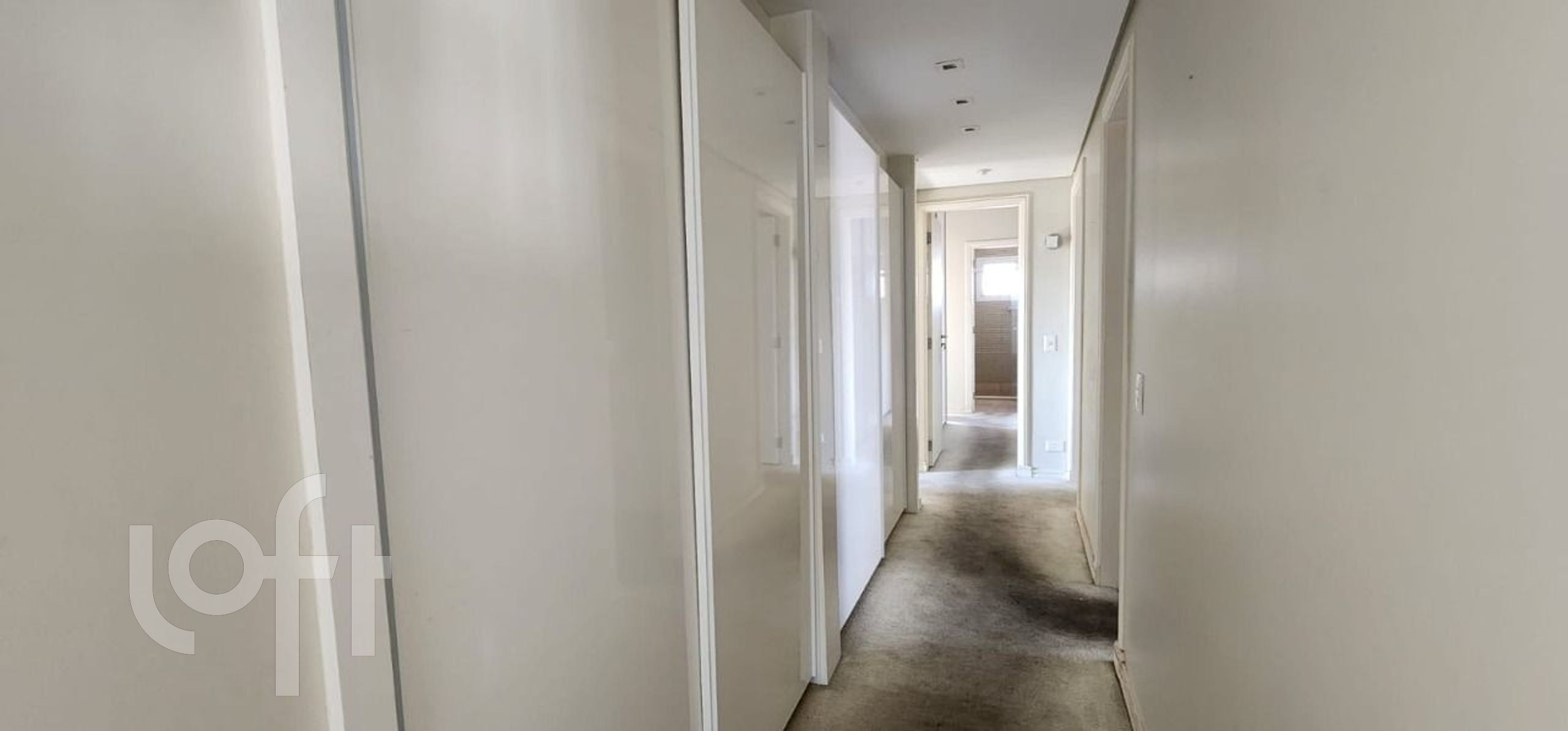 Apartamento à venda com 4 quartos, 200m² - Foto 13