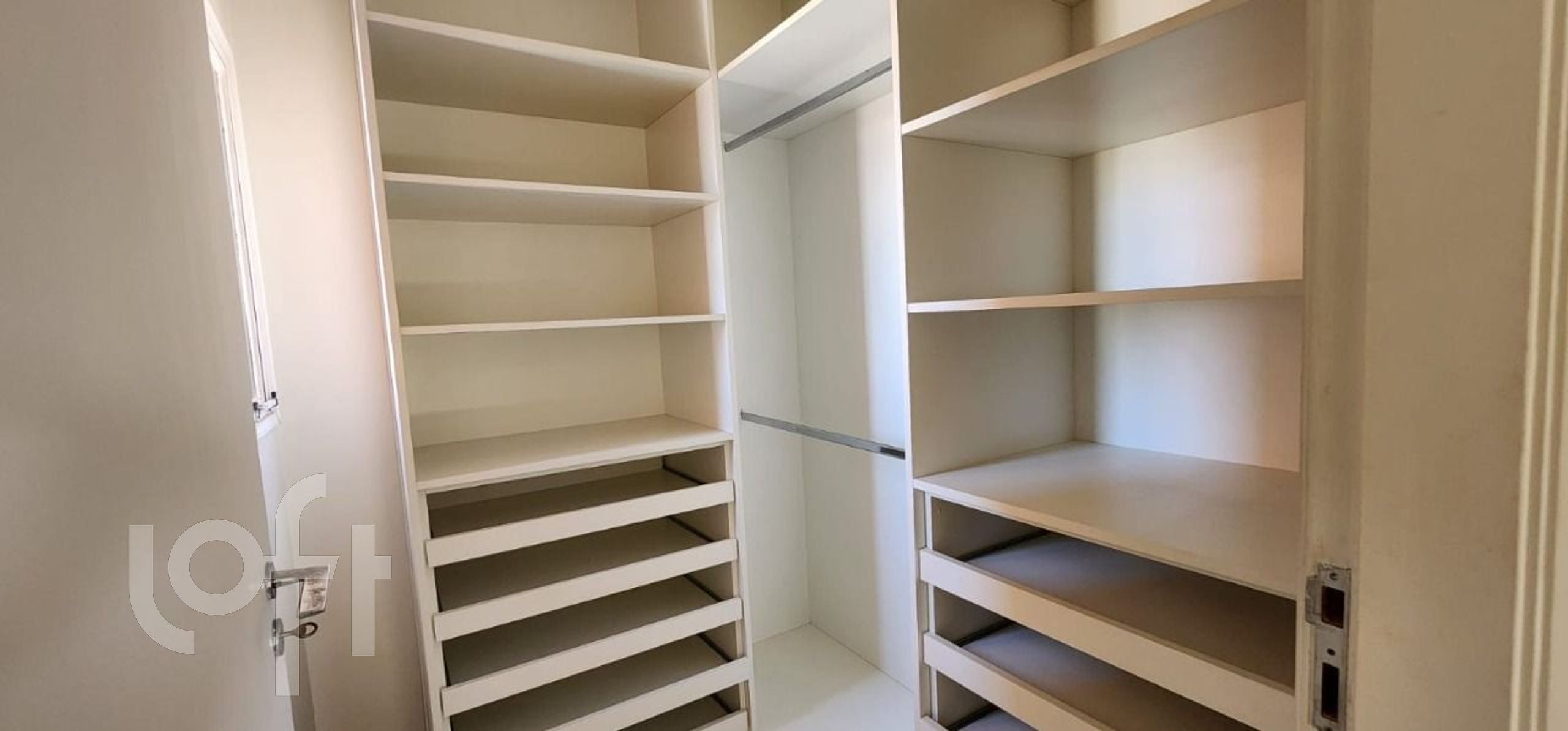 Apartamento à venda com 4 quartos, 200m² - Foto 20