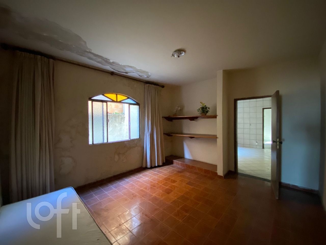 Casa à venda com 6 quartos, 550m² - Foto 8